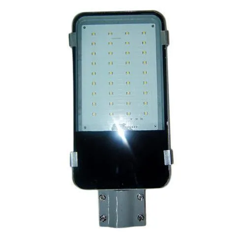 Cool White ISO Led Street Light, IP66, 18 Watt