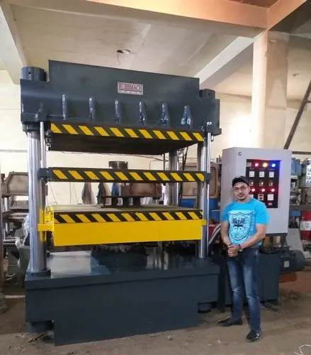 RECYCLE PLASTIC PALLET MAKING PRESS MACHINE