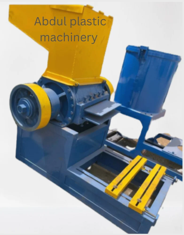 24" Heavy Duty Plastic Scrap Grinder, Capacity: 1 Ton