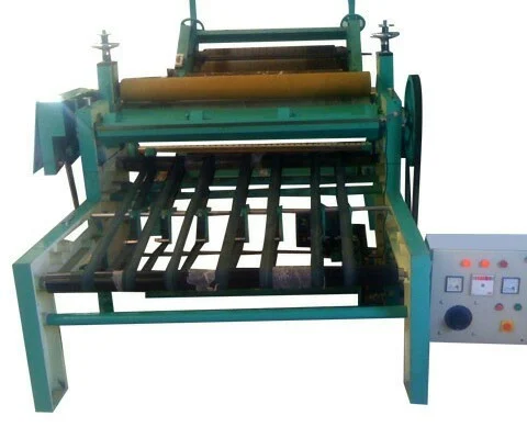 Paper Roll To Sheet Cutting Machine, Model: Gbr, Capacity: 600