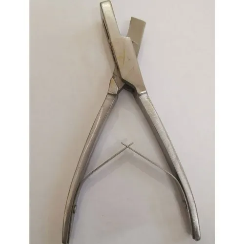 Stainless Steel Ear Notching Pliers (V SHAPE), For Pig