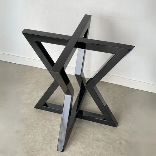 Black Mild Steel Cafe & Restaurant Table Frame & Leg, Size: 3x2 Feet