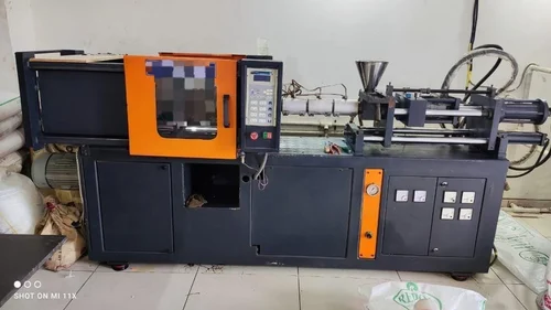 Injection Molding Machine, 200 Ton