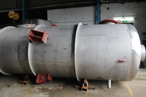 Industrial Distillation Plant, Capacity: 10 Kld