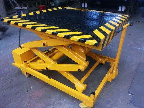 Servo tech Sti-sl-1-1.6 Scissor Platform Lift, Running Mode: Stationary, Capacity: Upto 1 Ton