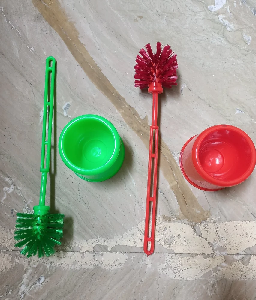 Green Plastic Round Cool Container Toilet Brush DM312