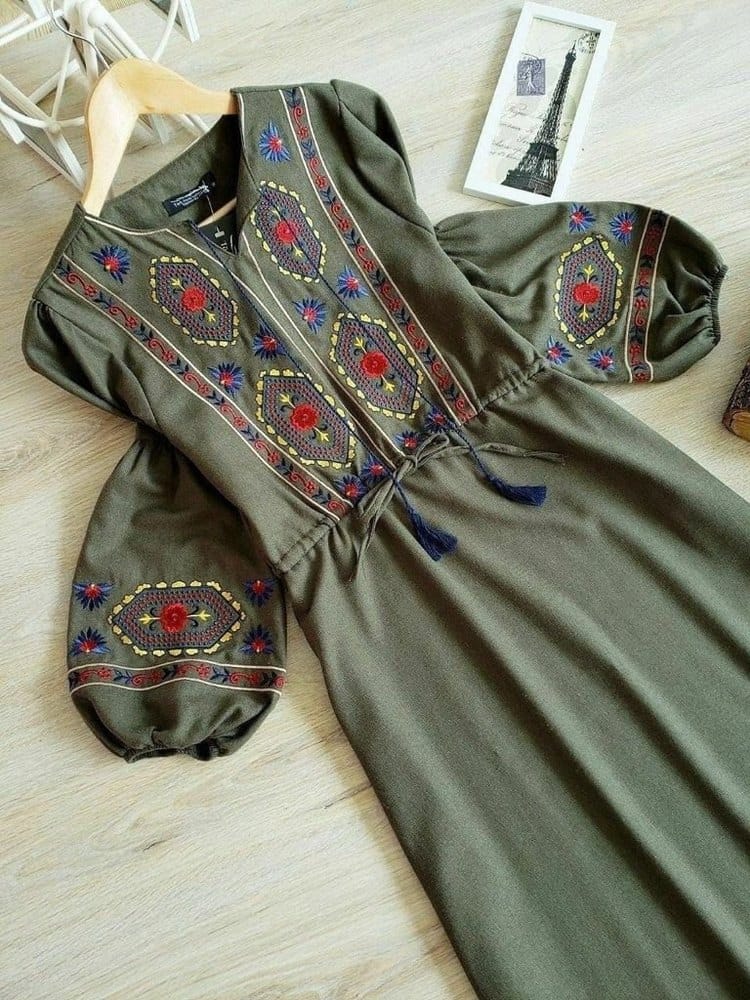 Rady To Wear Embroidered Ladies Kurti