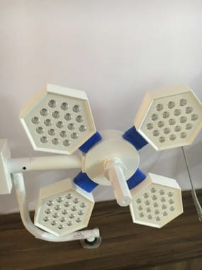 Ceiling Mounted OT Light LED, For Hospital