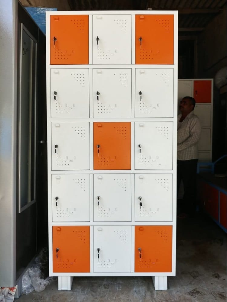 Rectangle Metal Contractors Lockers, Model Name/Number: Rxl