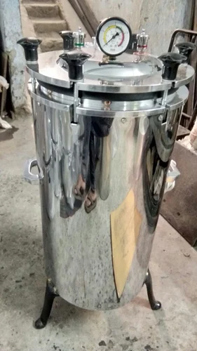 Autoclave, Capacity: 22 Litre