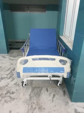 Gems Automation Grade: Manual Hospital Bed Semi Fowler Bed, Size/Dimension: L 75 X W 36 X H 30 Inch