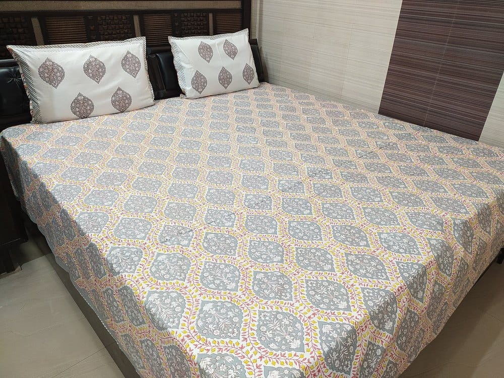 Abc Textile King Size Pure Cotton Printed Double Bedsheet & 2 Pillow Cover 230 Tc (100x108) Inches