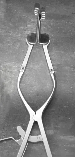 Cloward Retractor