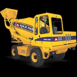 Ajex fiori/ self loading mixer machine