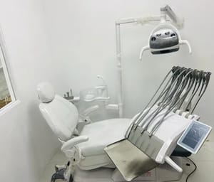 Mild Steel Electric Dental Unit Chair, For Medical Purpose